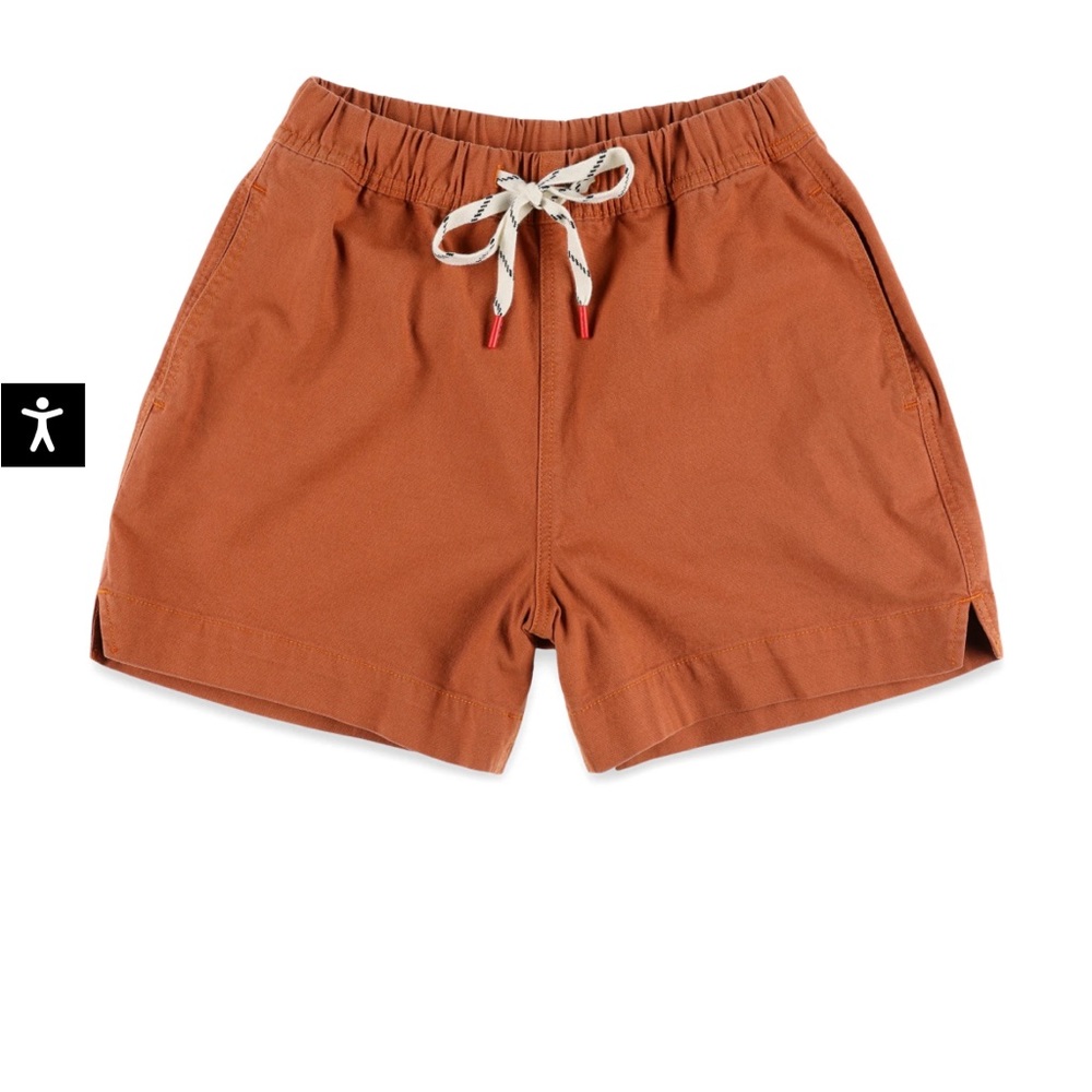 NWOT TOPO designs “dirt” short in “brick” size medium